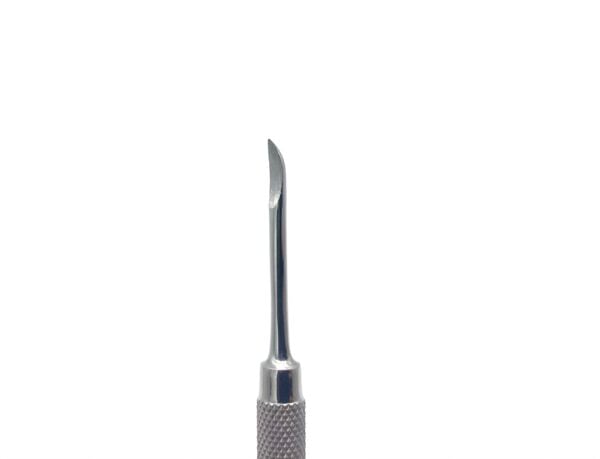 Double ended cuticle pusher with scraper - Image 2